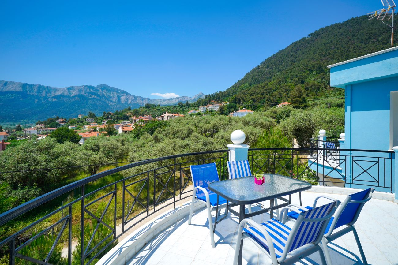 Ellinas Hotel 2*