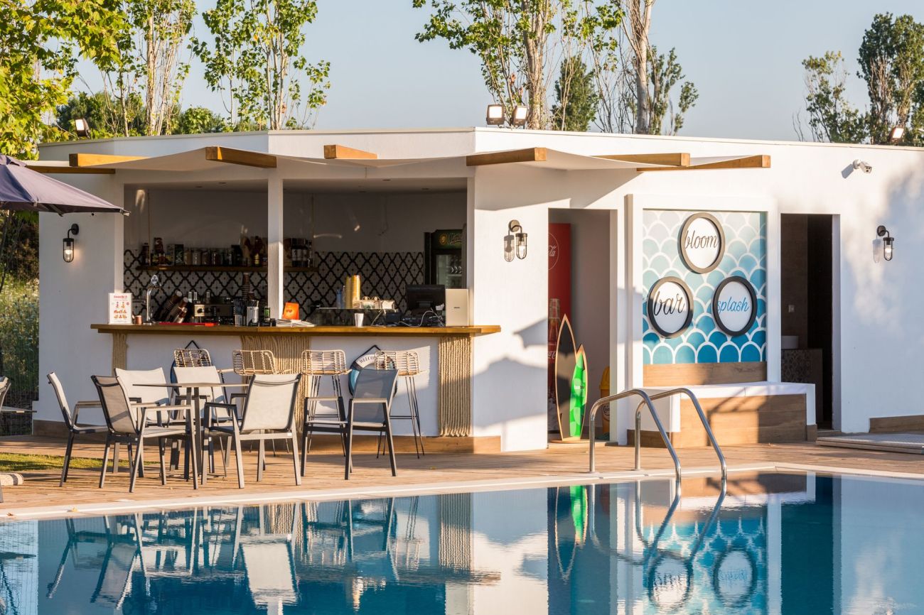 Mythic Summer Hotel 4*