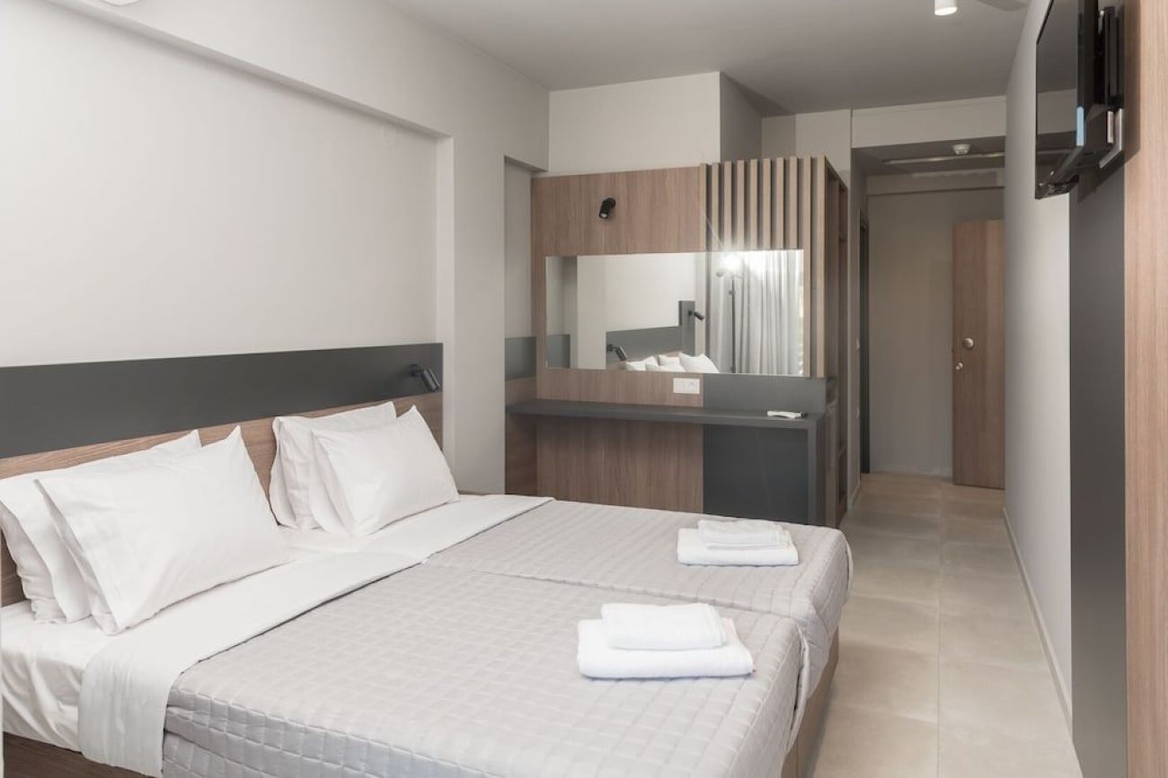 Elizabeth Queen Luxuxy Rooms 3*