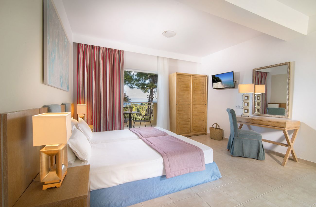 Alkion Hotel 4*