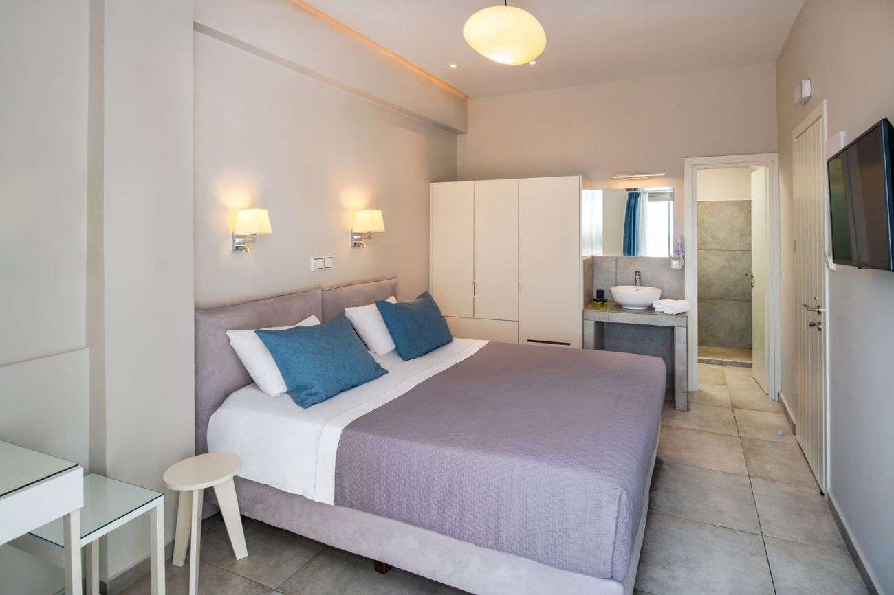 Fomithea Hotel Santorini 3*