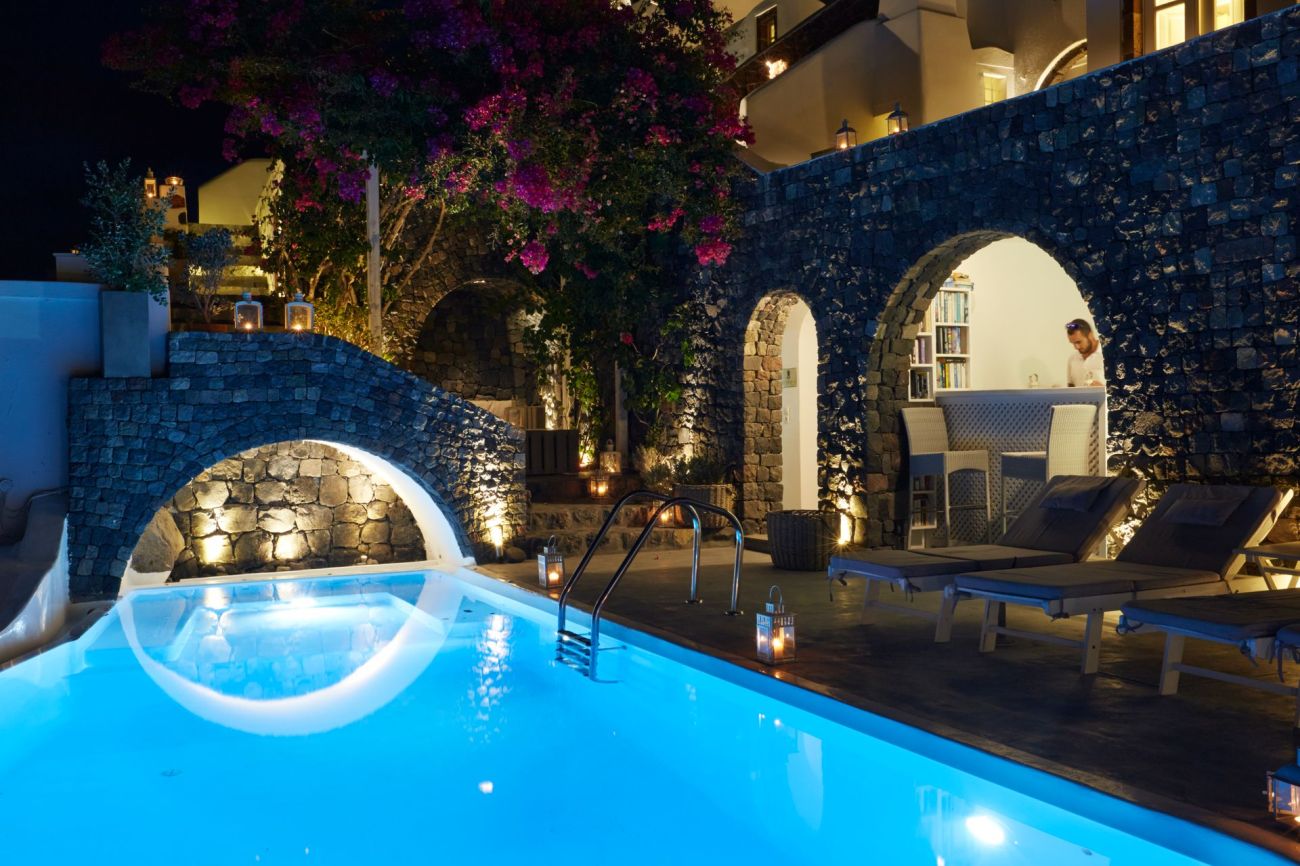 Atrina Santorini 4*