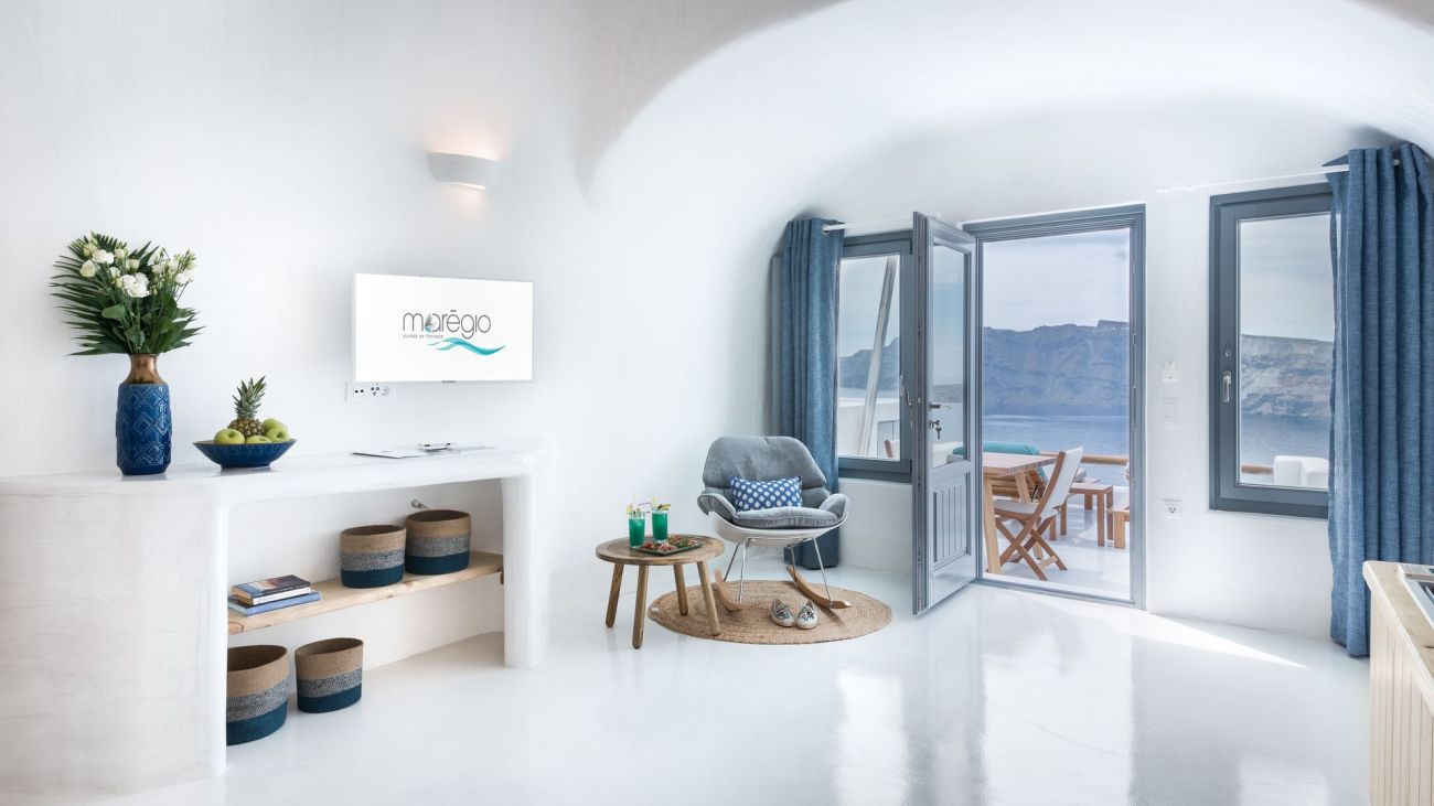 Maregio Suites Santorini 5*