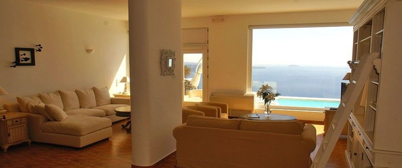 CSky Hotel Santorini 5*