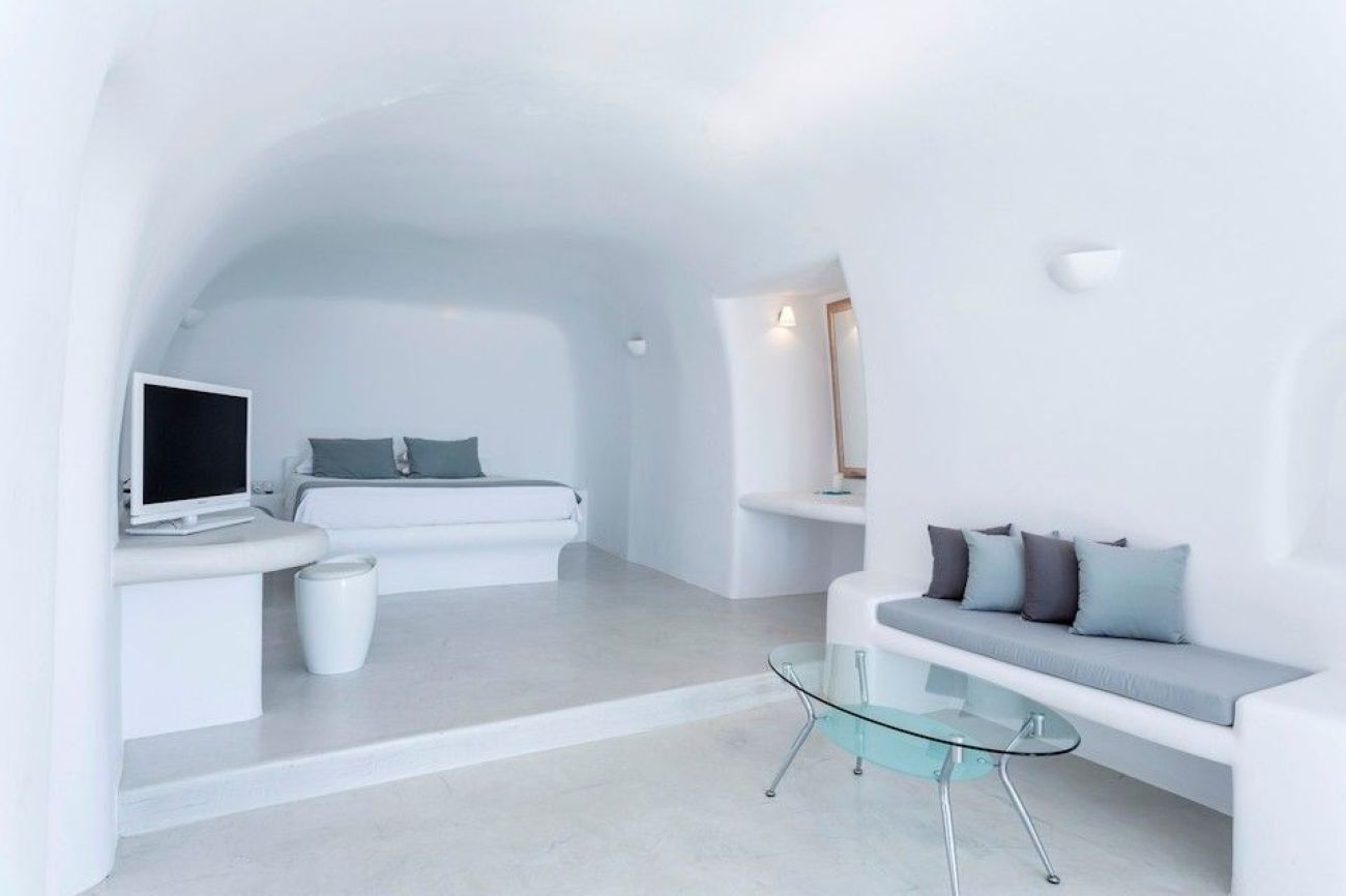 Pegasus Suites & Spa 5*