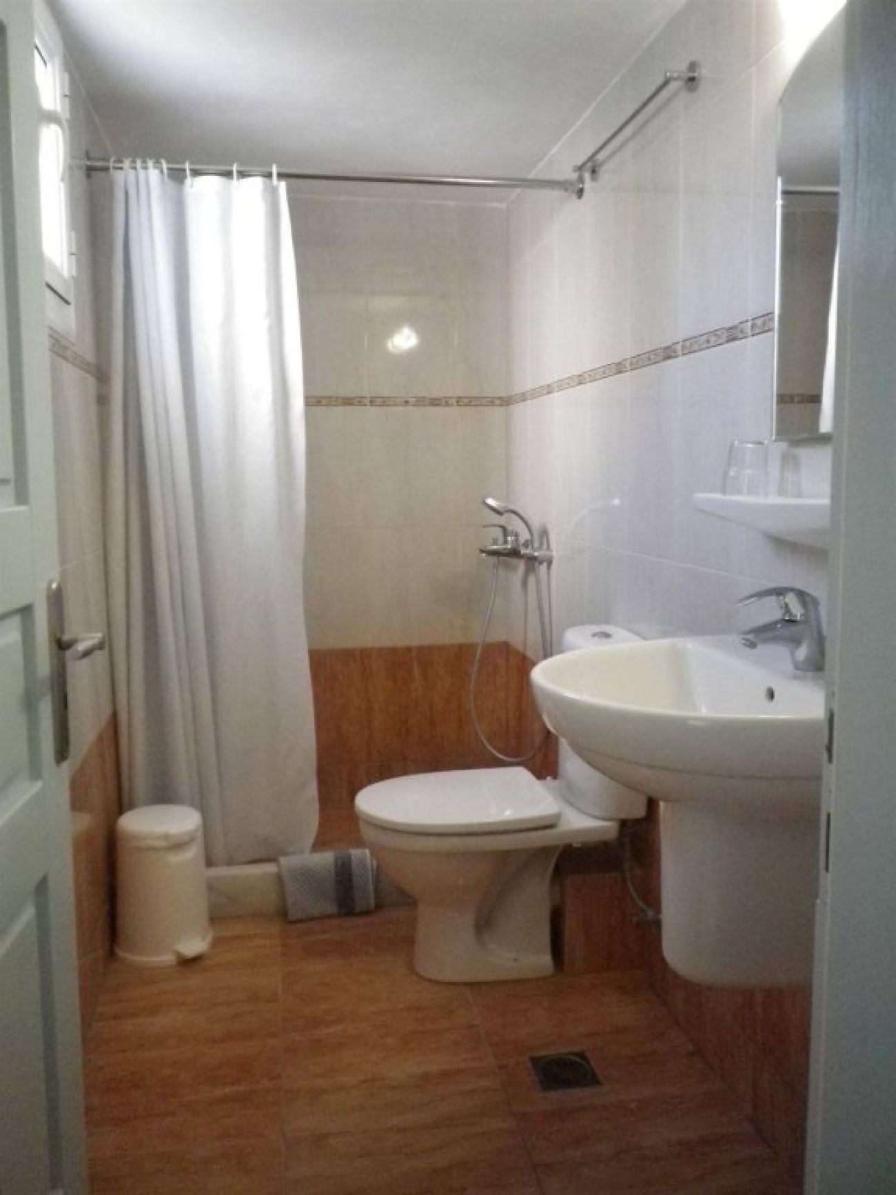 Pension George 3*