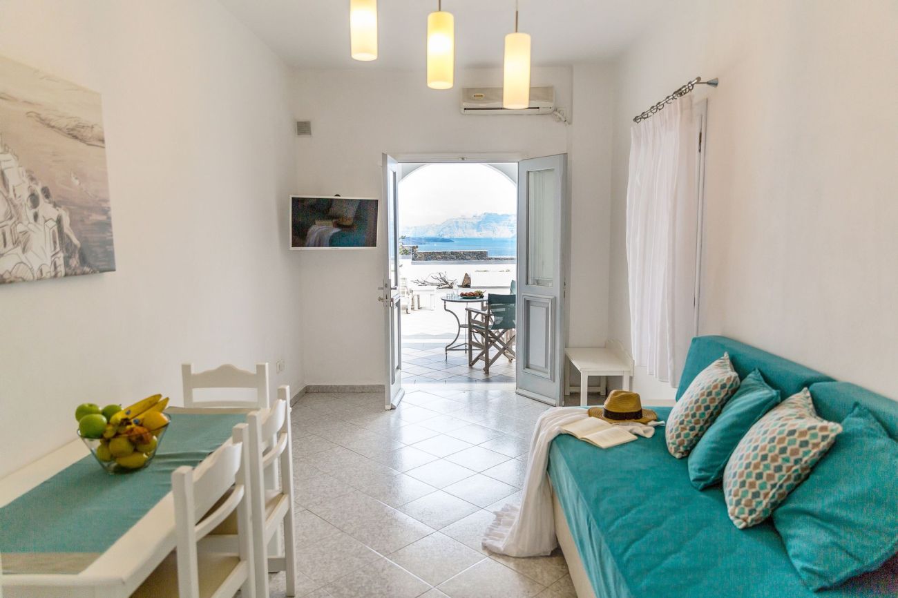 Acrothea Suites & Villas Santorini