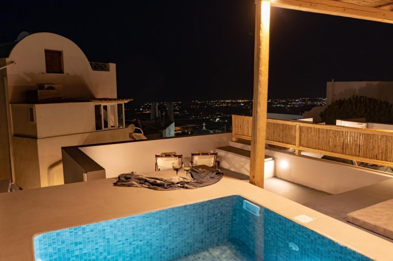 Echo Suites 3*