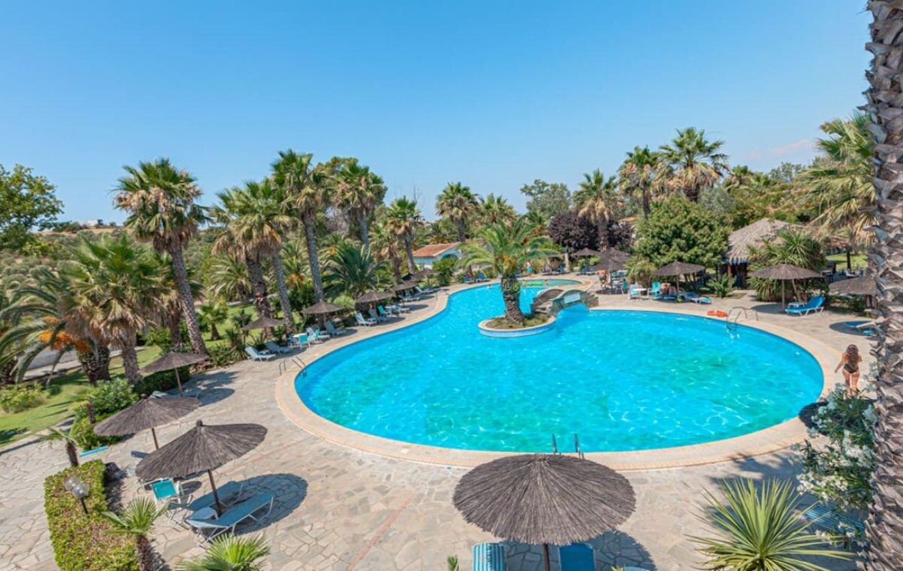 Tropical Hotel - Fourka 3*