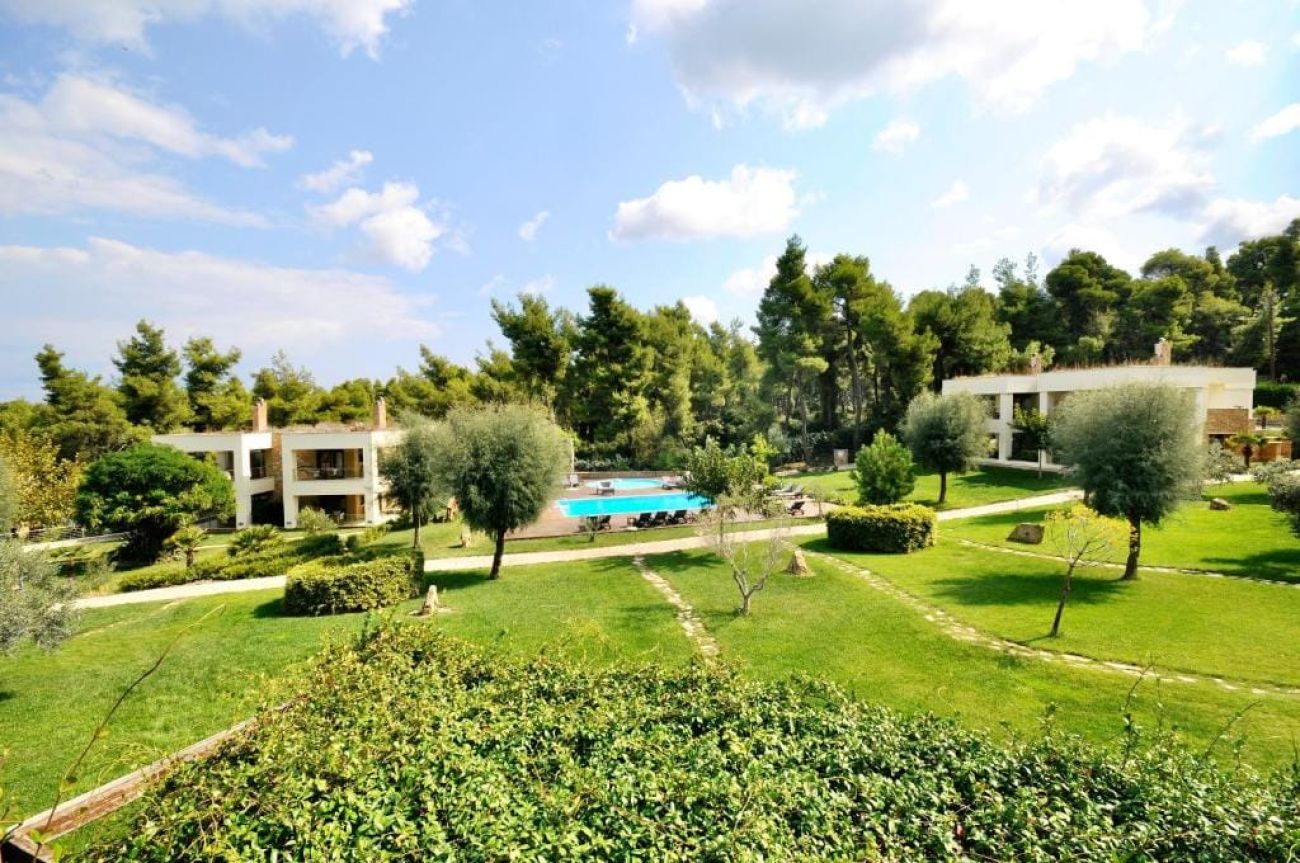 Sani Polyastron Hotel & Spa 4*