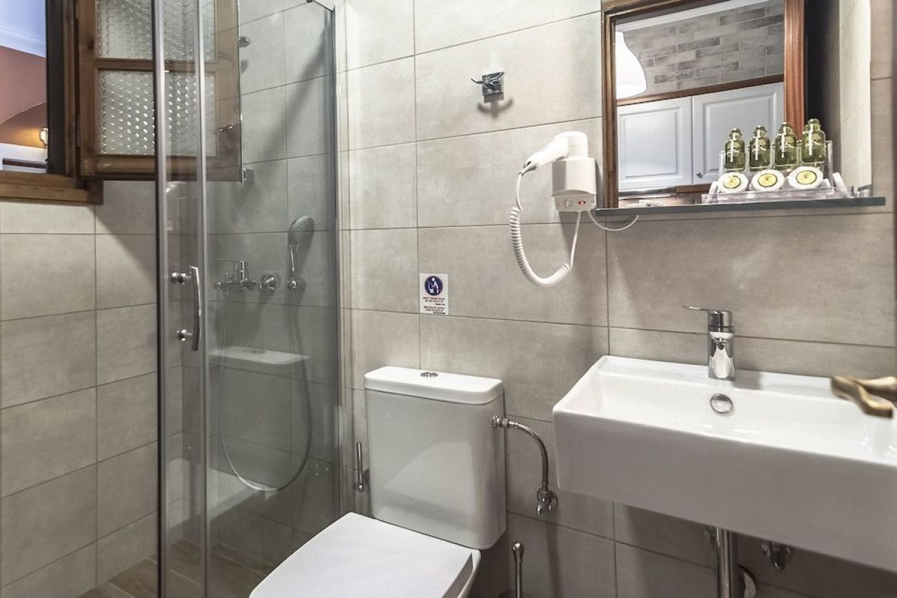Ano Aparthotel 2*