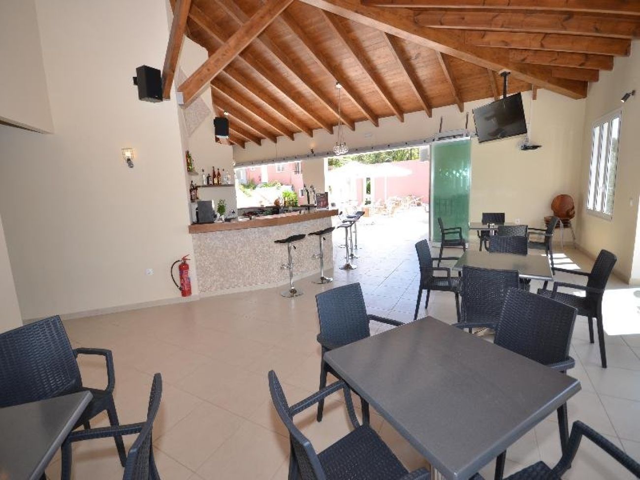 Paradiso Aparthotel 2*