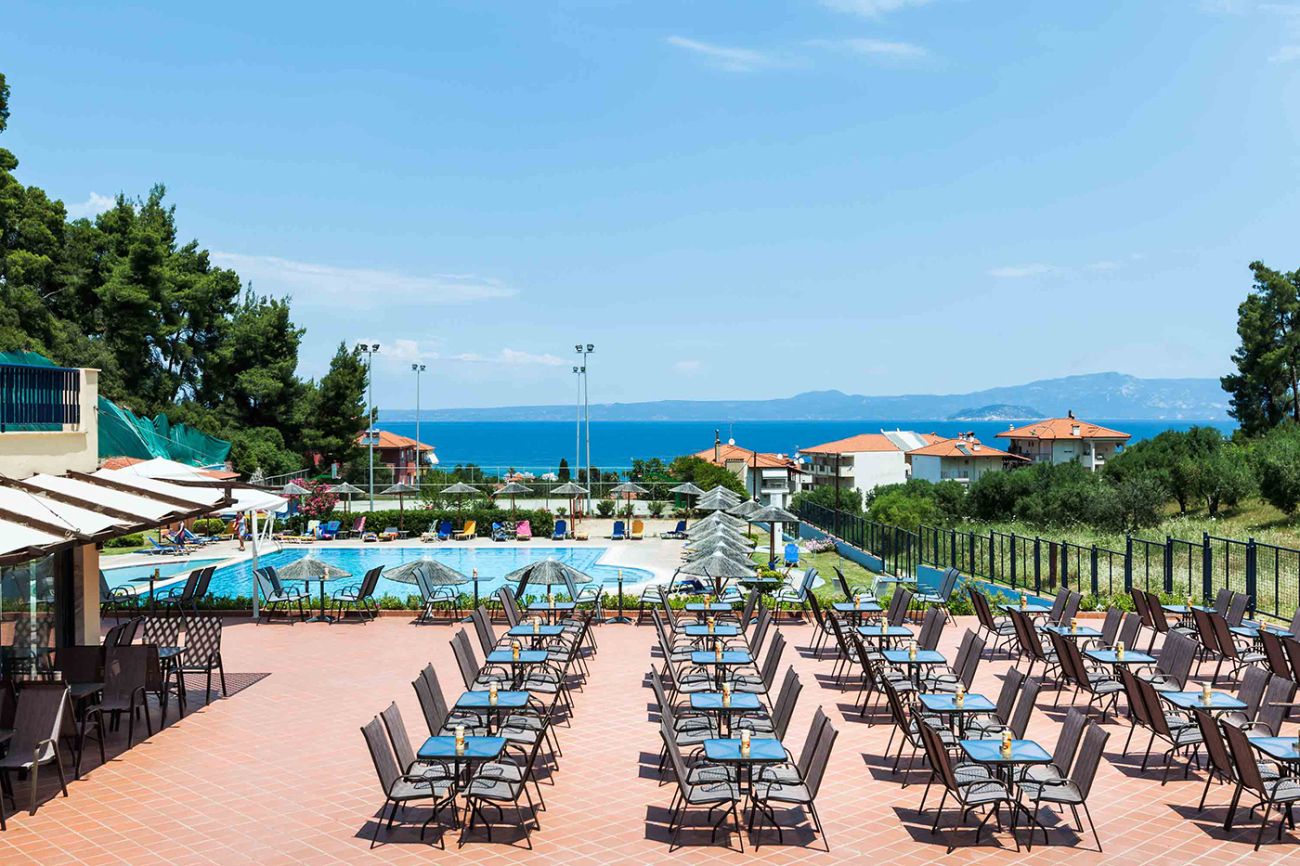 Atrium Hotel 4*