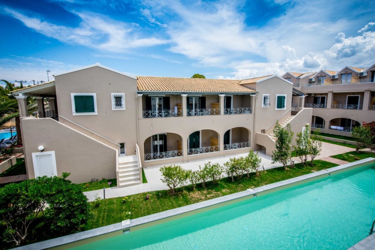 Ninos Amour Holiday Resort 2*