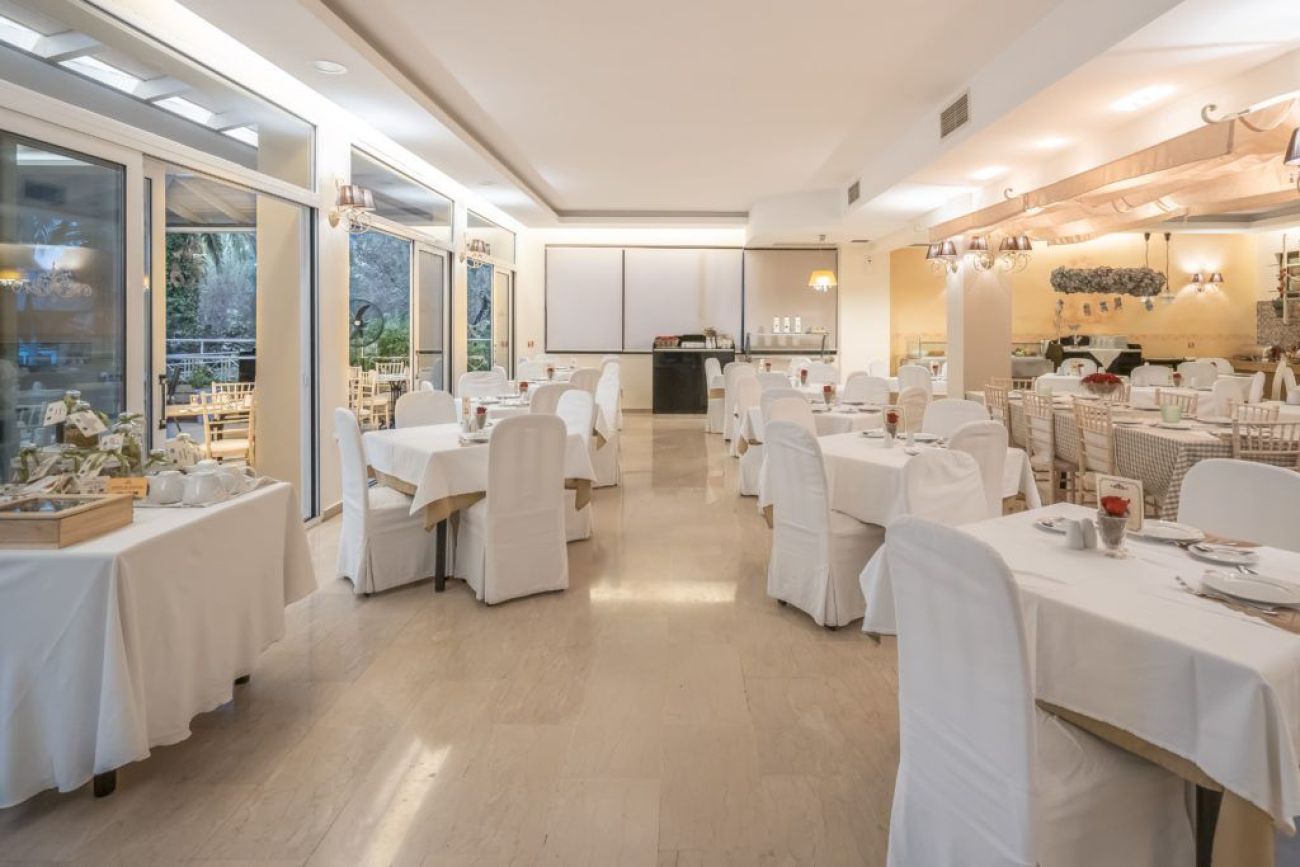 Art Hotel Debono Corfu 4*