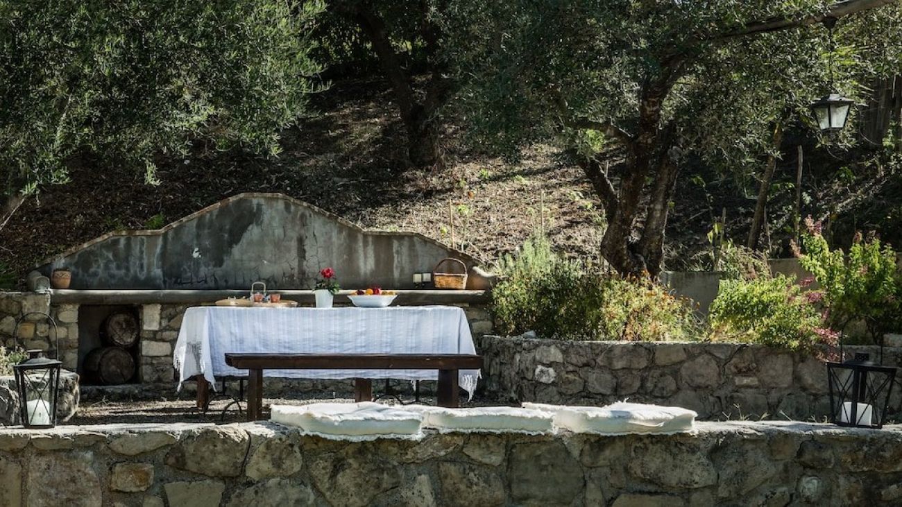 Mastrogiannis Villa Dafne 3*