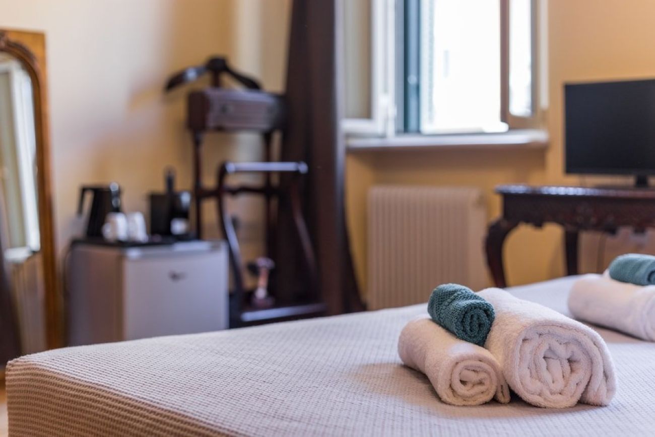 Moraitis Mansion 3*