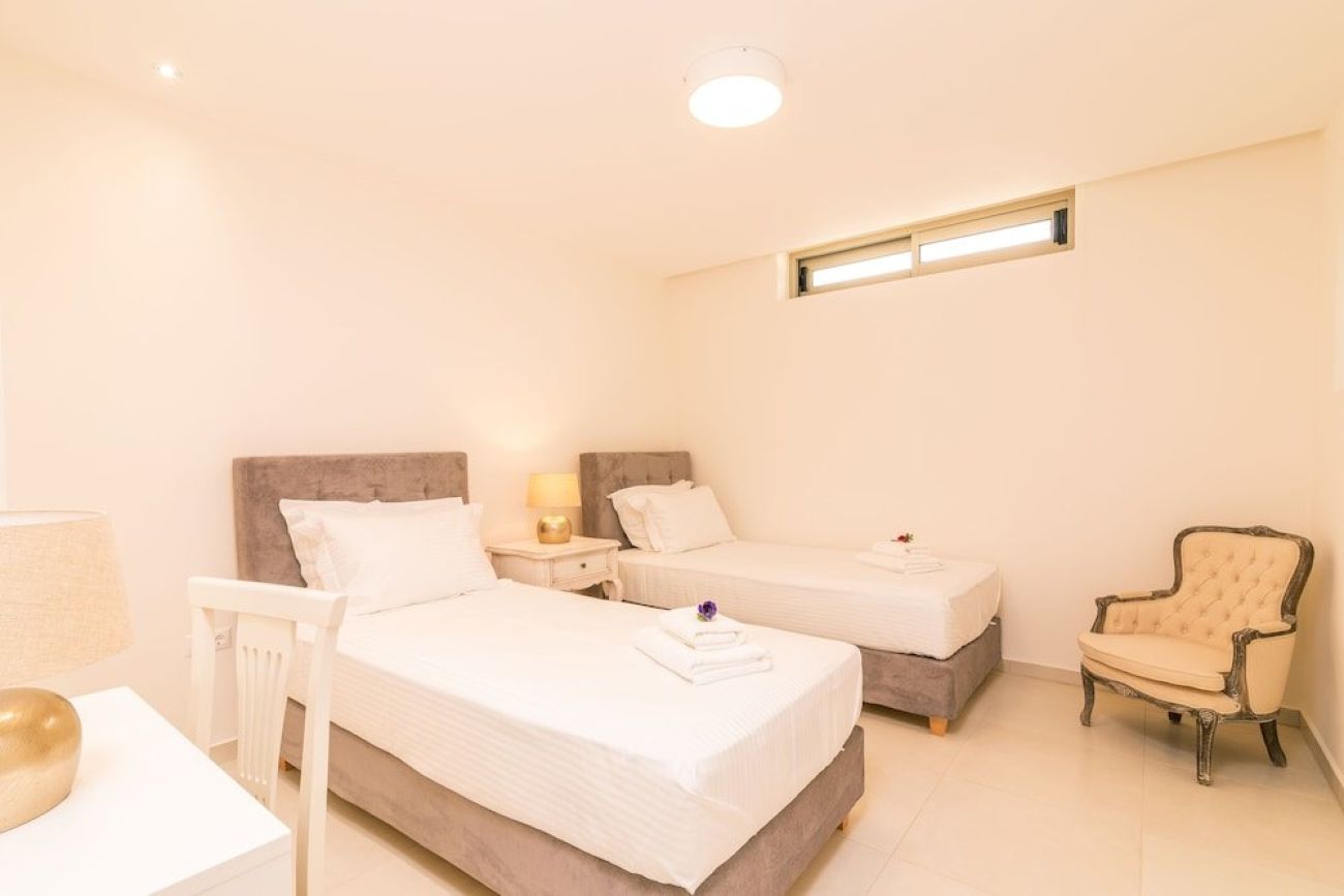 Melithea Seaview Villa 4*