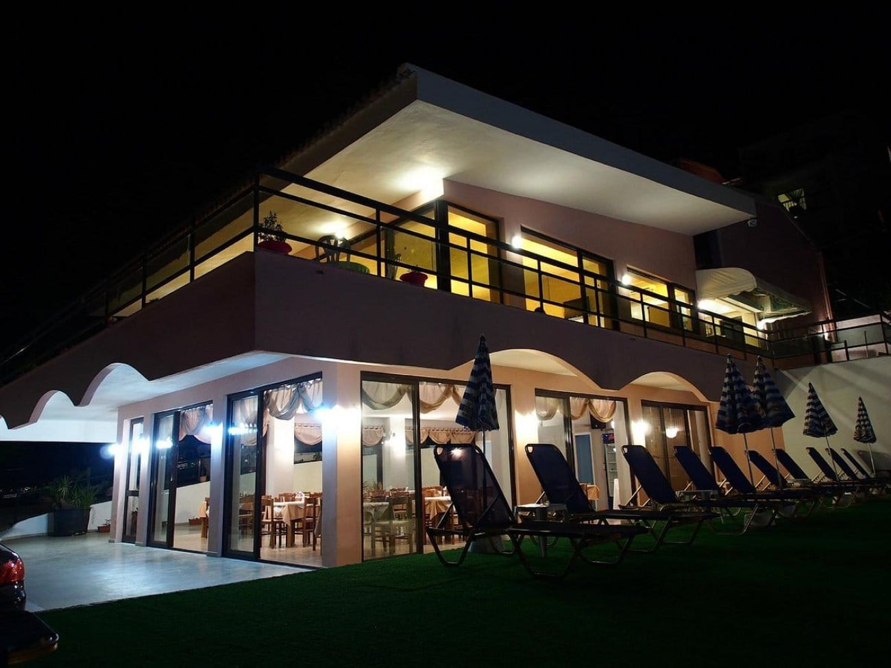 Siora Leni Contemporary Filoxenia 2*