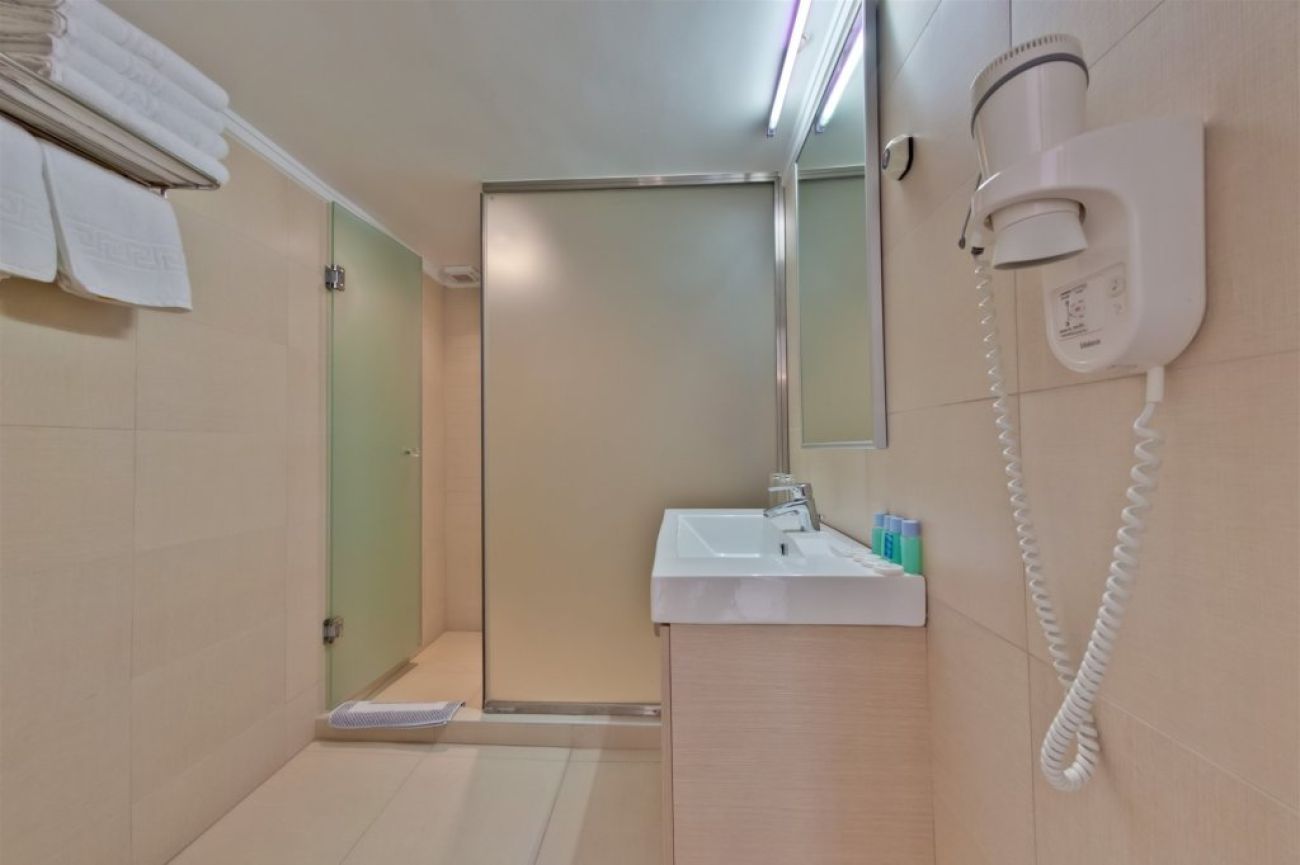 Mendi Hotel 4*