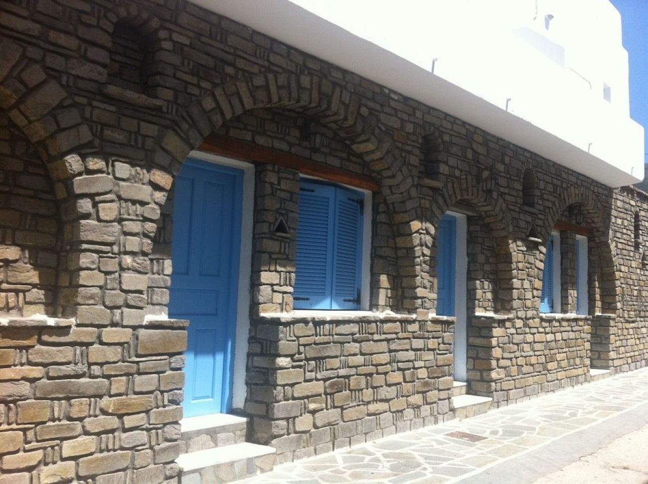 Louiza Hotel 2*
