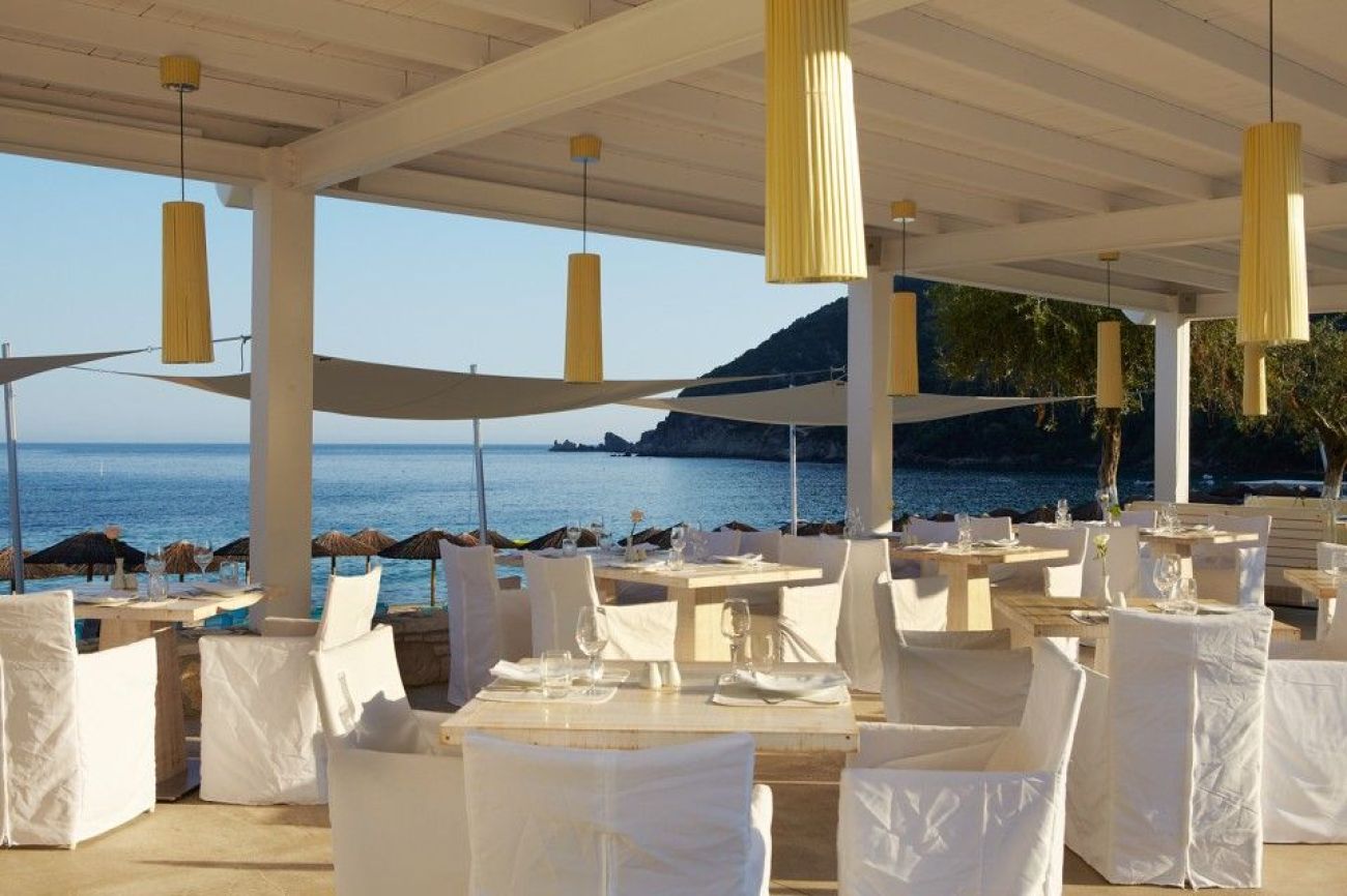 Lichnos Beach Hotel and Suites 5*