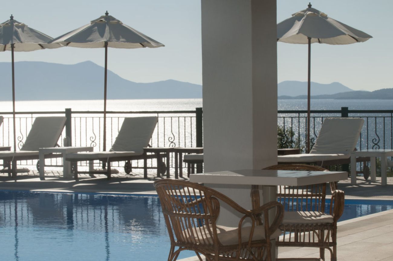 Aliki Hotel 4*