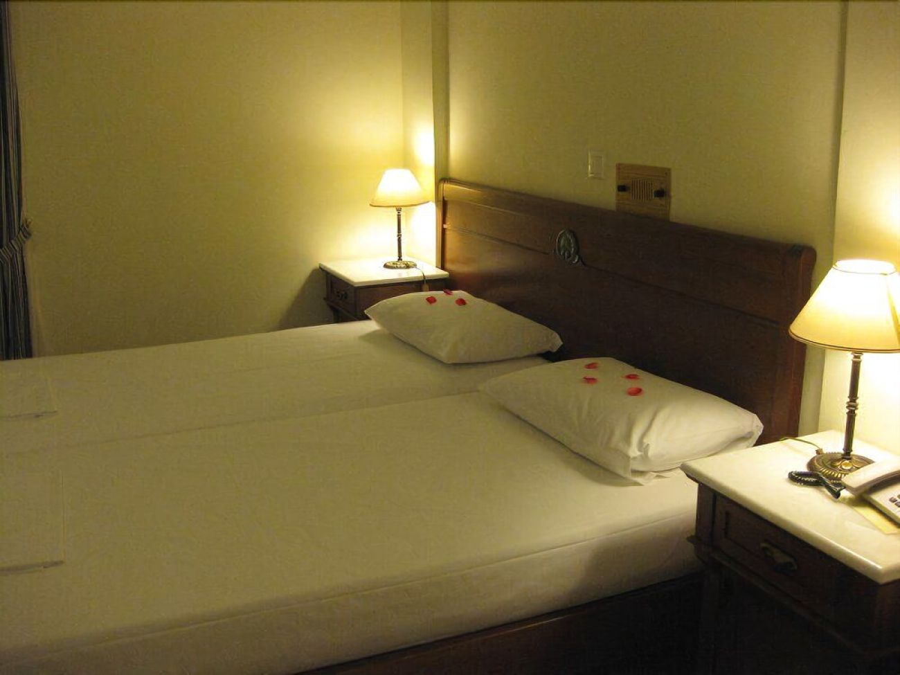 Florena Hotel 2*