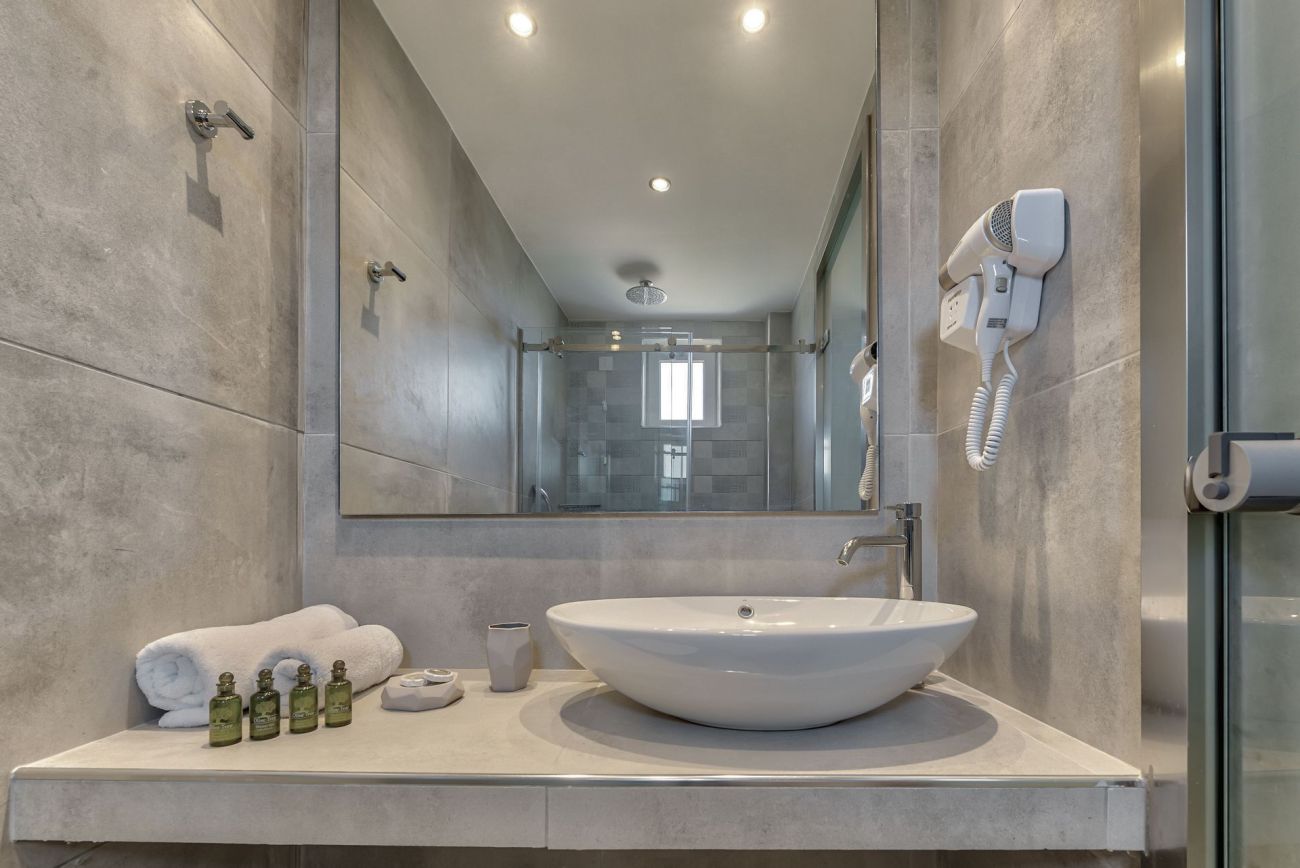 Zefyros Eco Hotel 3*