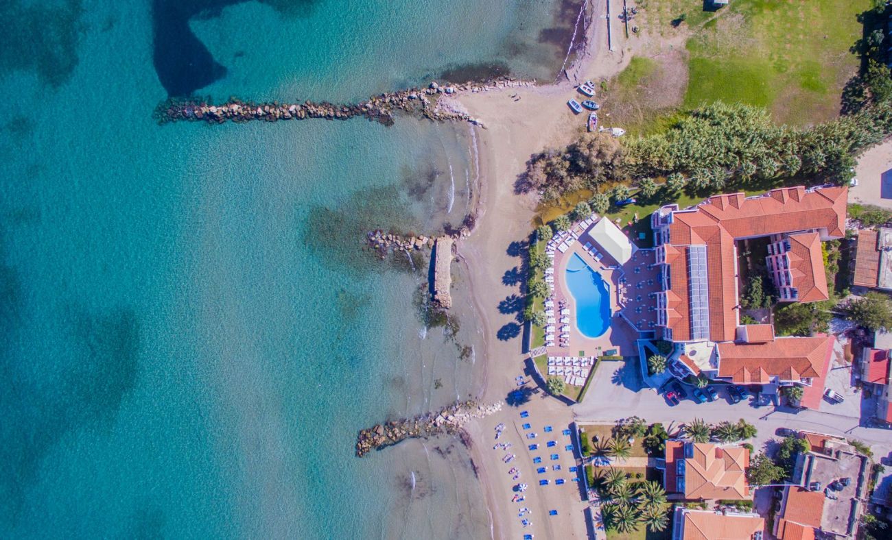 Xenos Kamara Beach