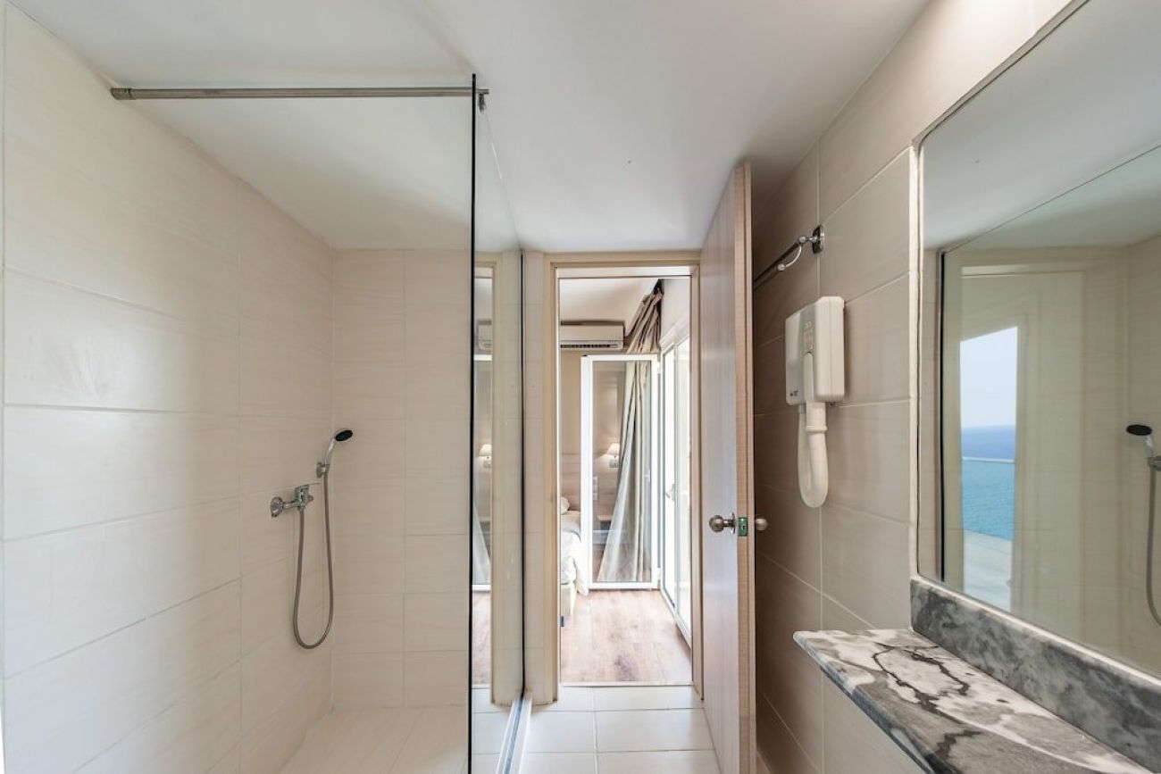 Amarynthos Resort 4*