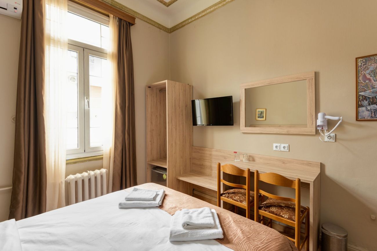 Nea Metropolis 3*