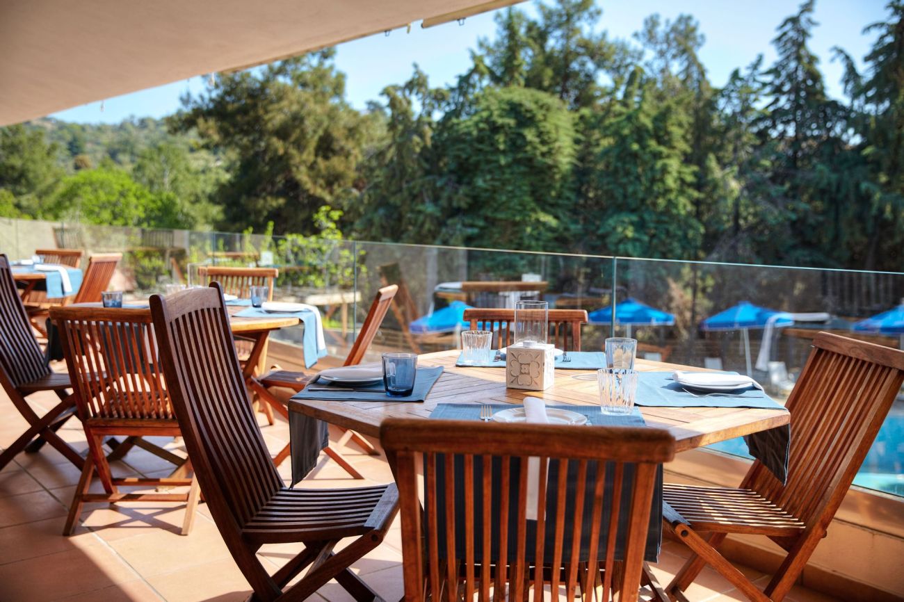 Zoe Hotel 4*