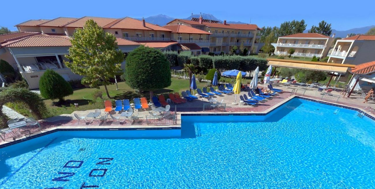 Grand Platon Hotel 4*