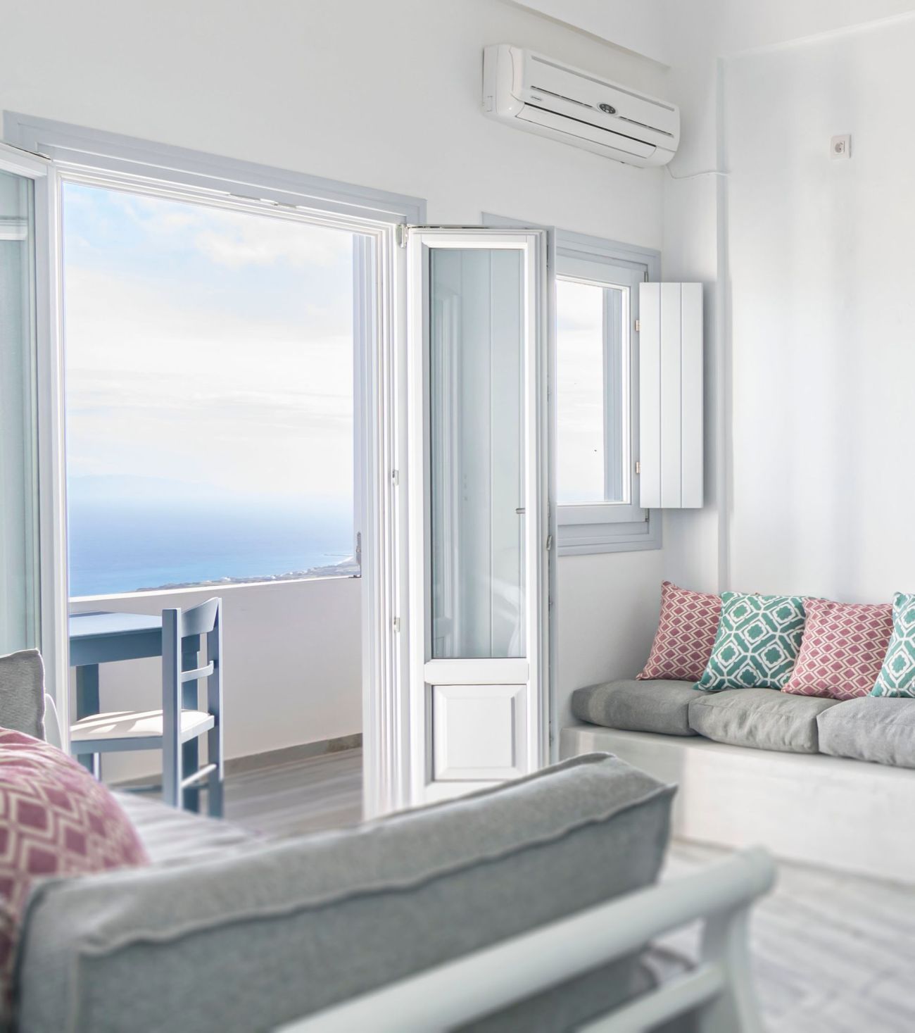 Phaos Santorini Suites 5*