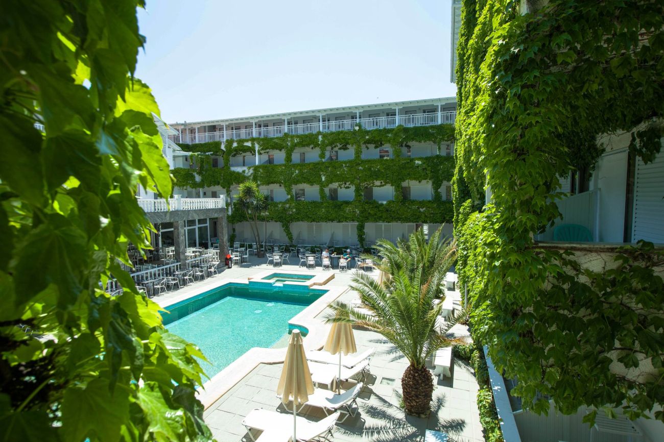 Olympic Kosma Hotel 3*