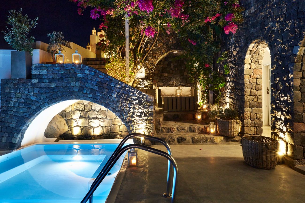 Atrina Santorini 4*