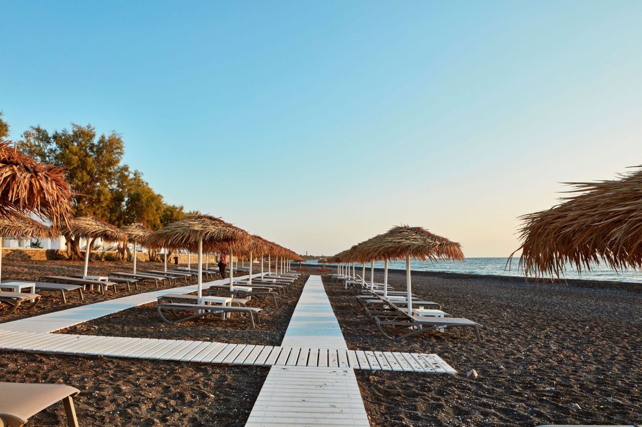 Costa Grand Resort & Spa Santorini 5*