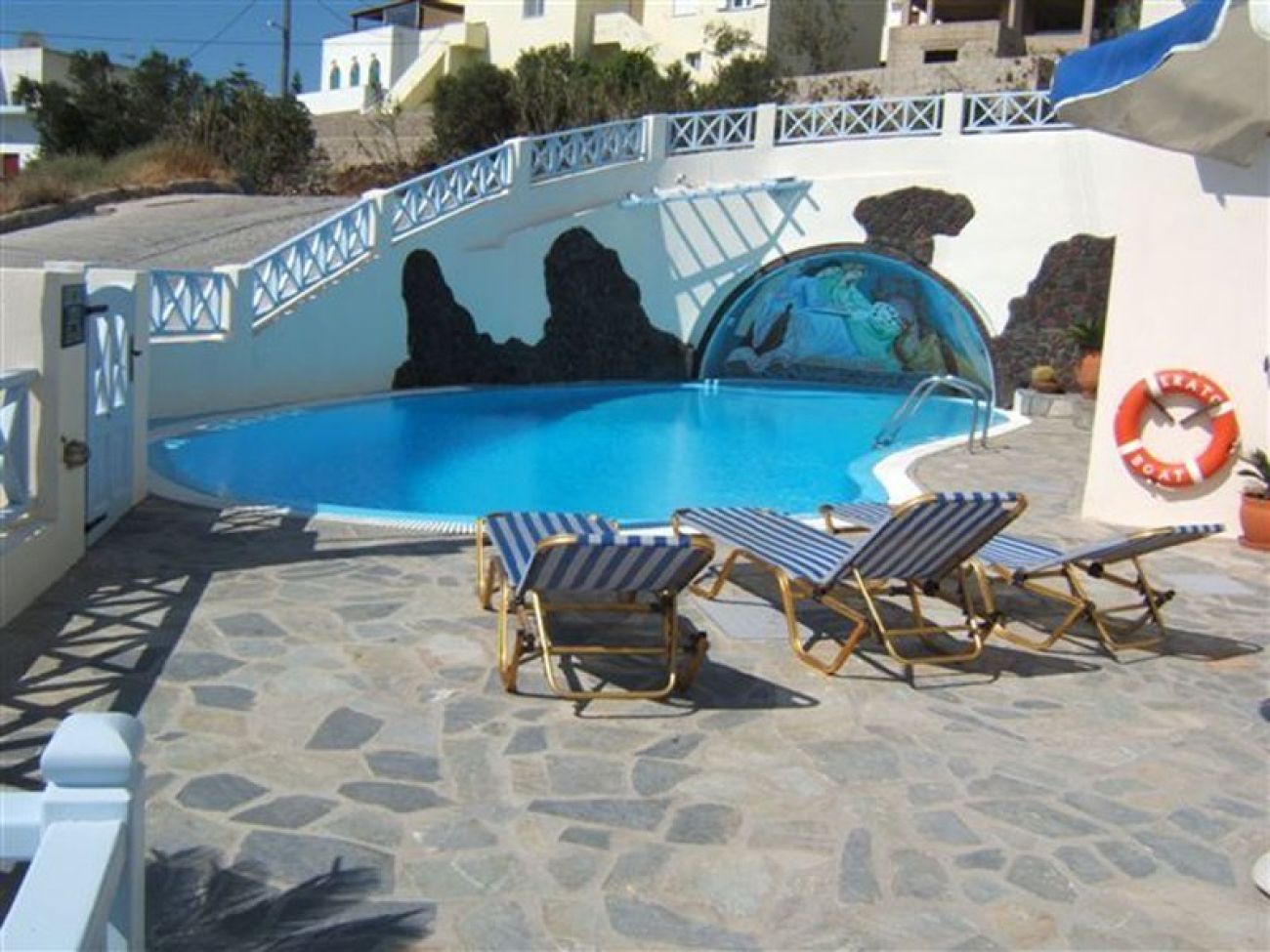 Erato Apartments