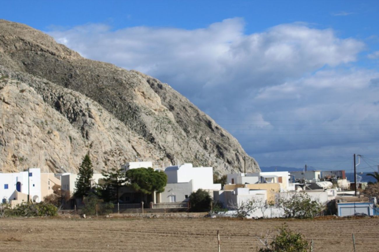 Halaris Studios 2*