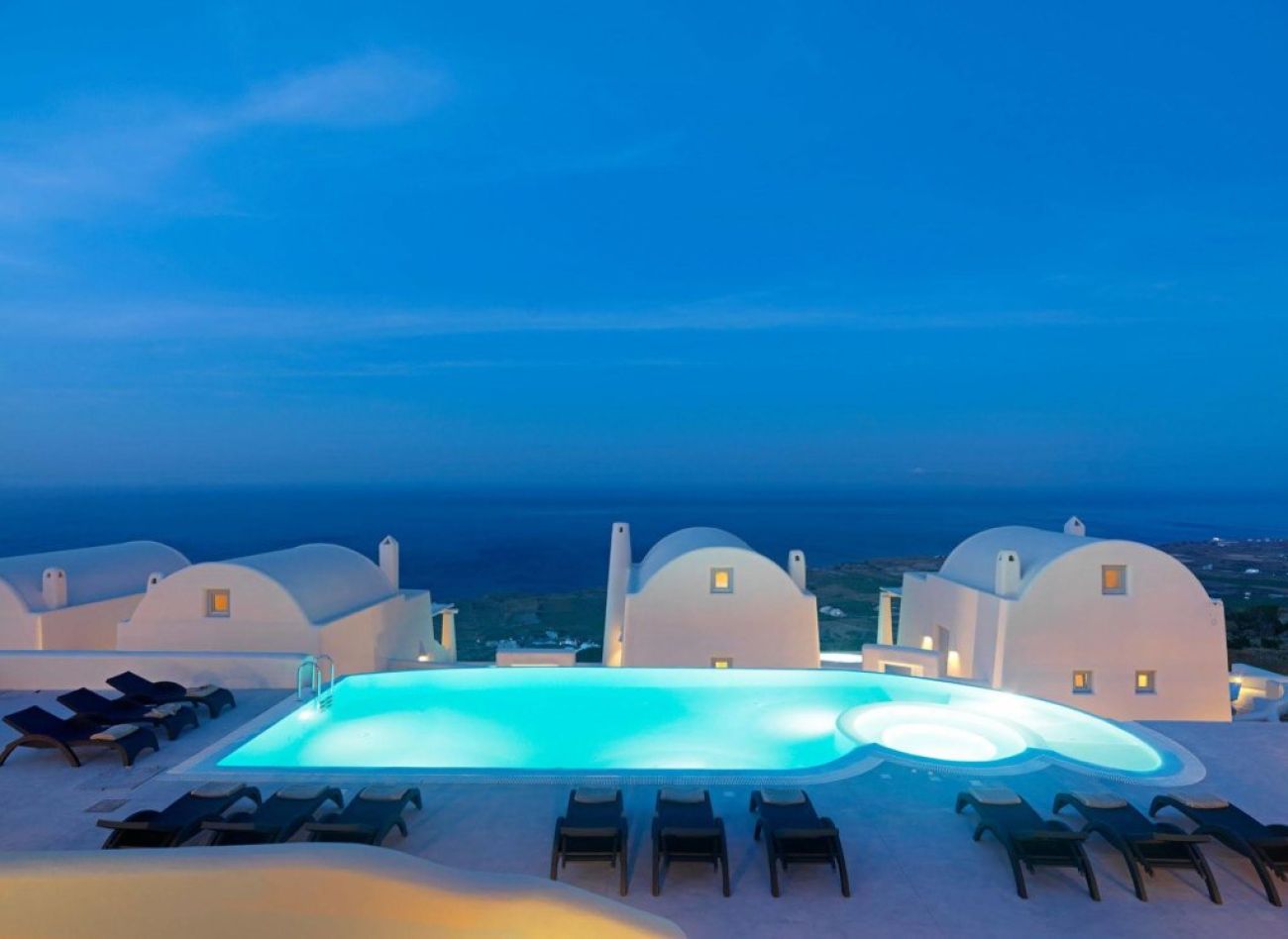 Domes Resort Santorini 4*