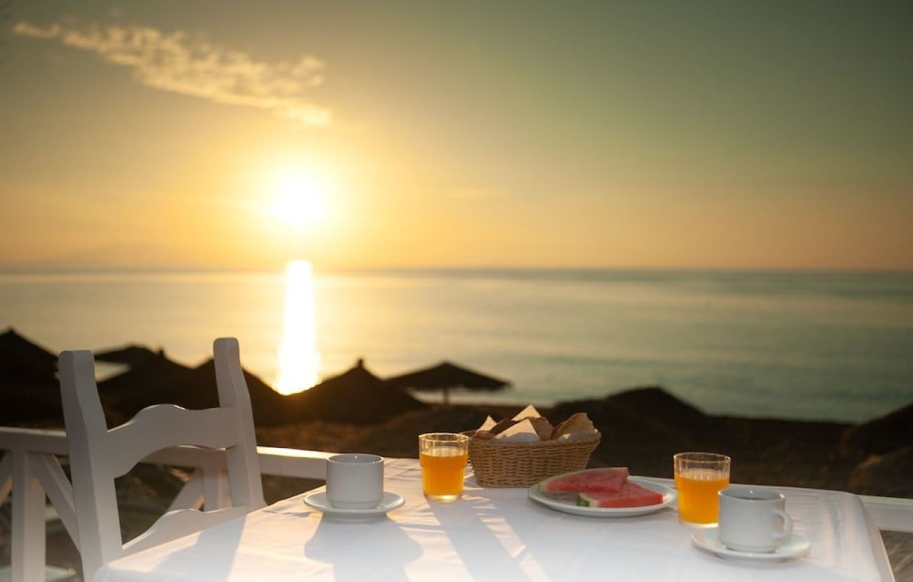 Poseidon Beach Hotel 2*