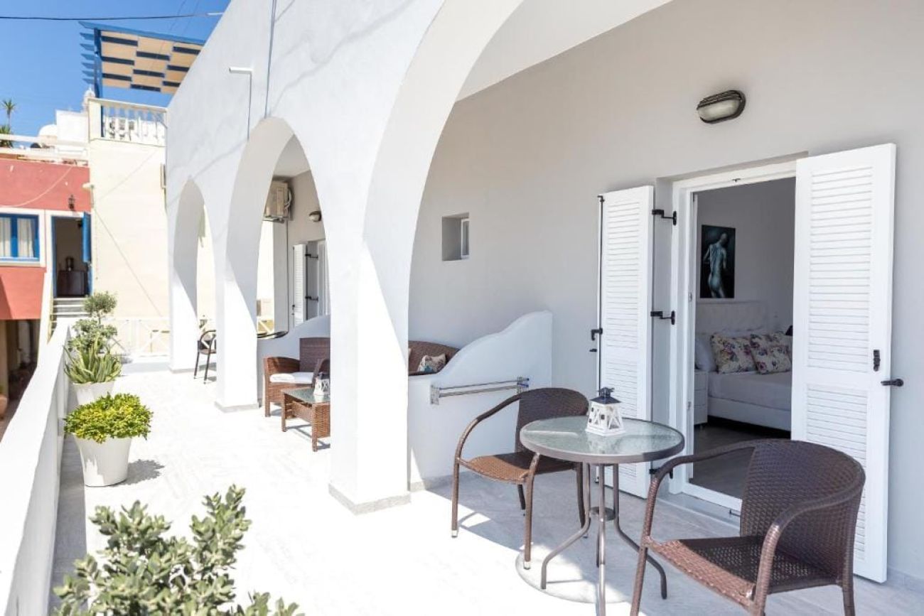 Aigli Villa 2*