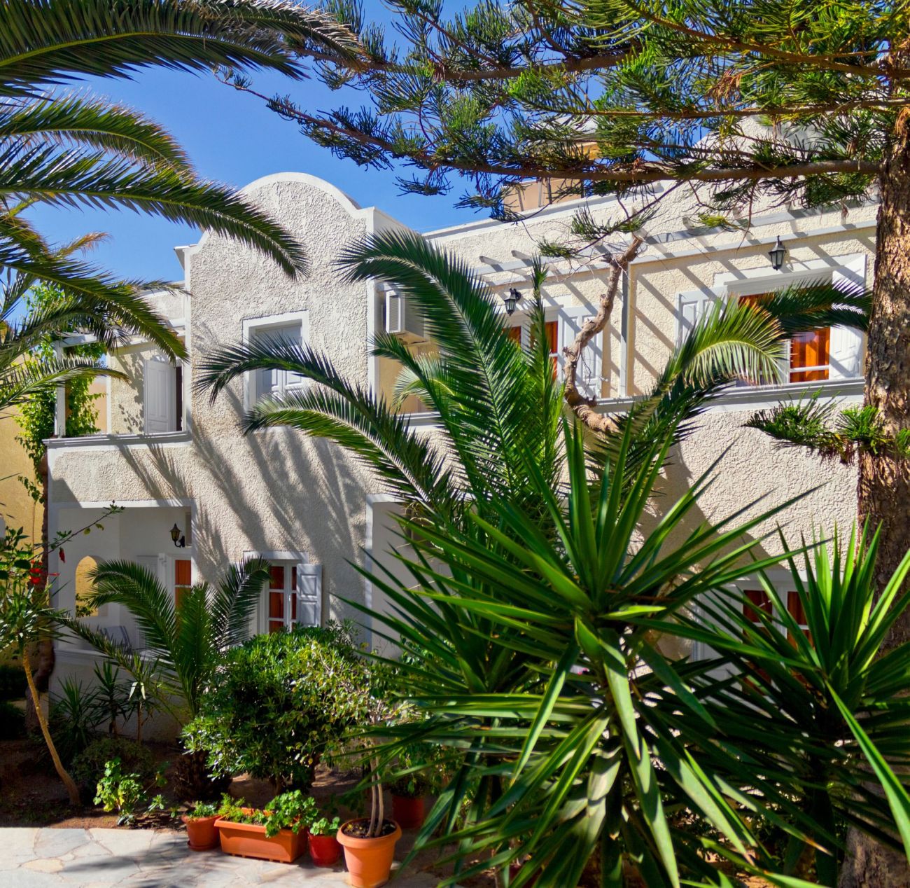 Dolphins Apartments Santorini 3*