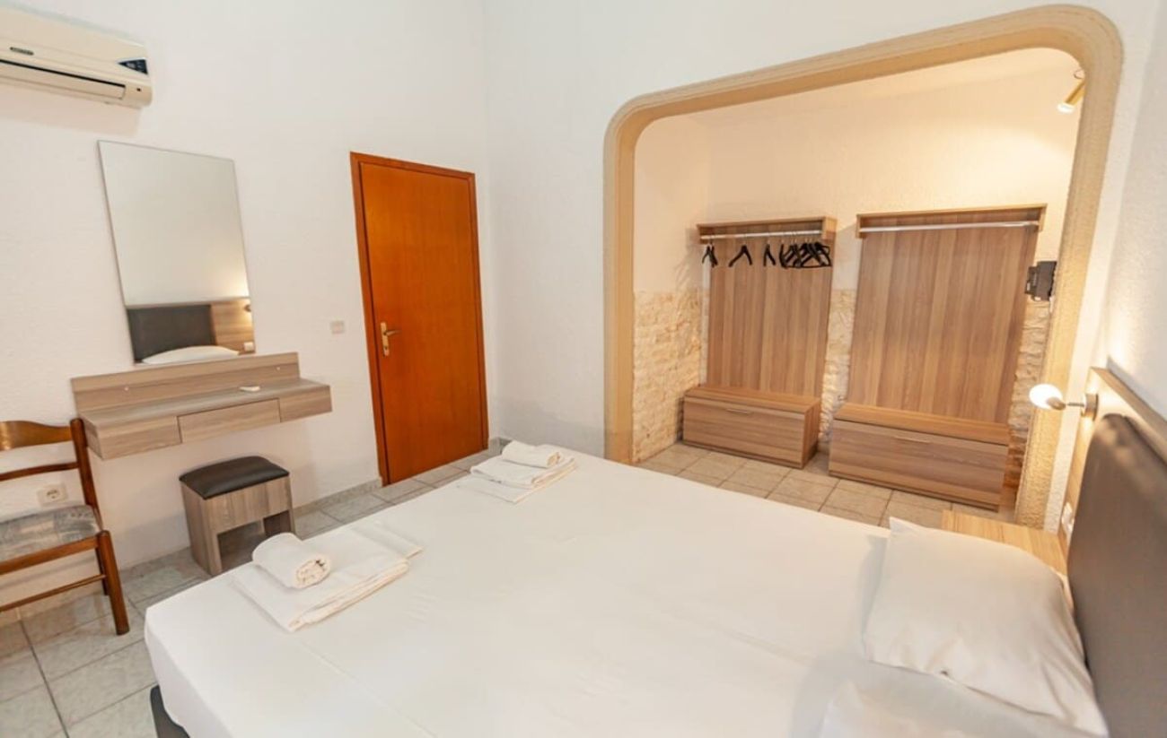 Tropical Hotel - Fourka 3*