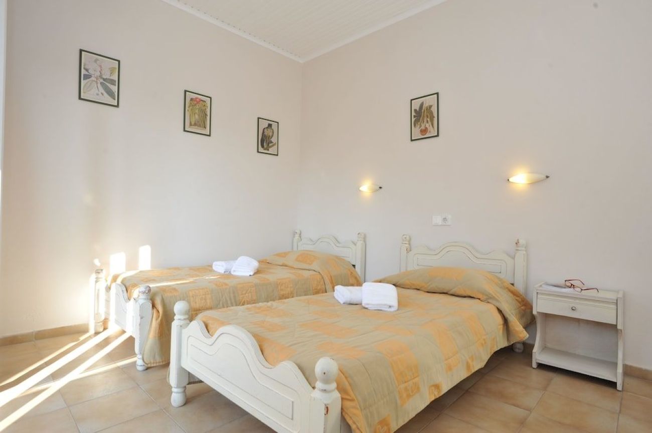 Annaliza Aparthotel 3*