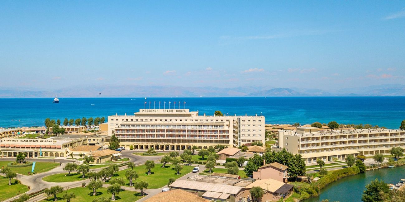 Messonghi Beach Holiday Resort 3*