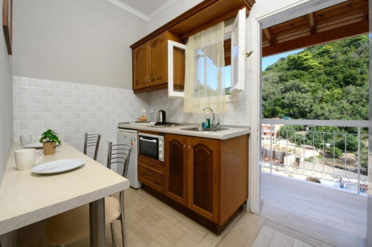 Marina Apartments & Studios