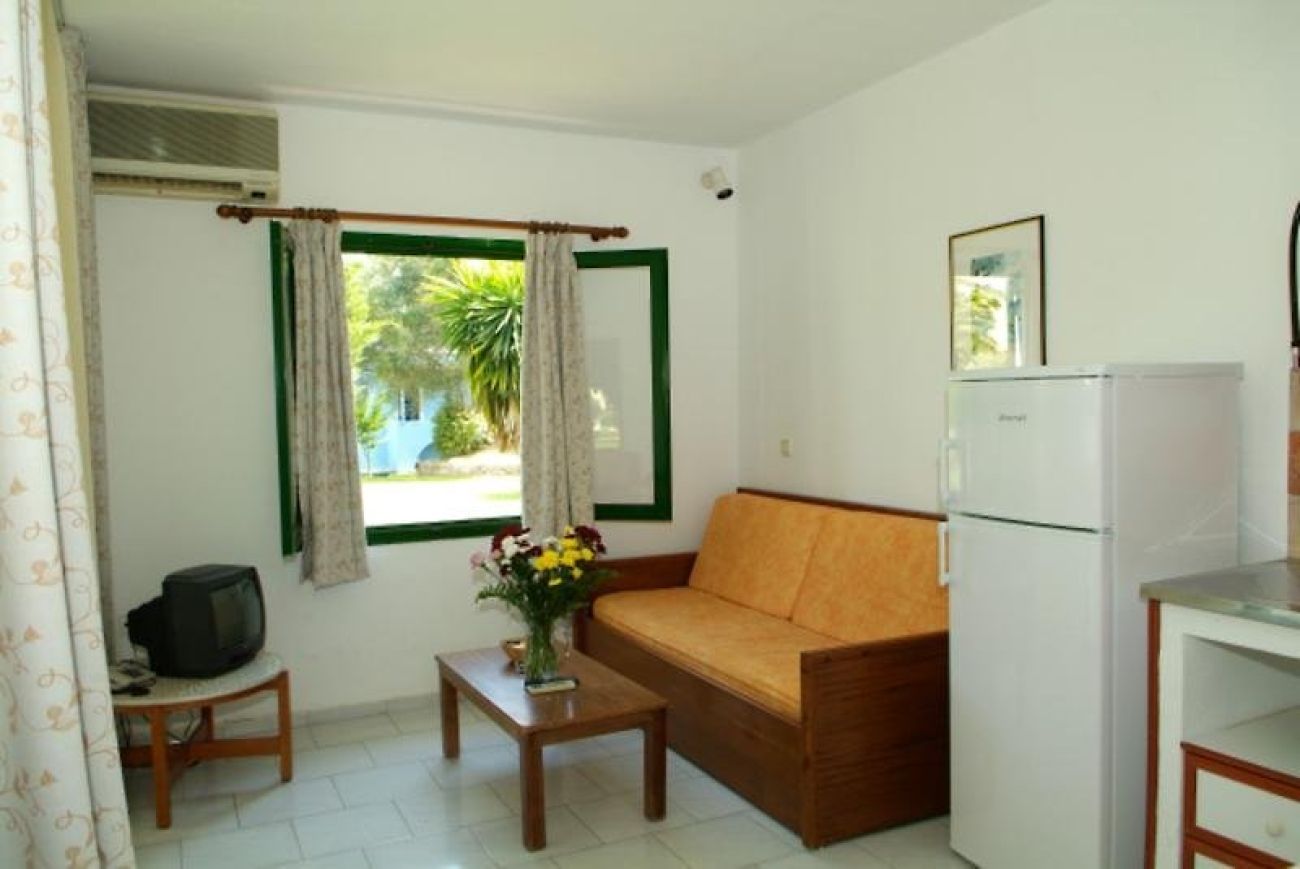 Helion Villas and Apartments 3*