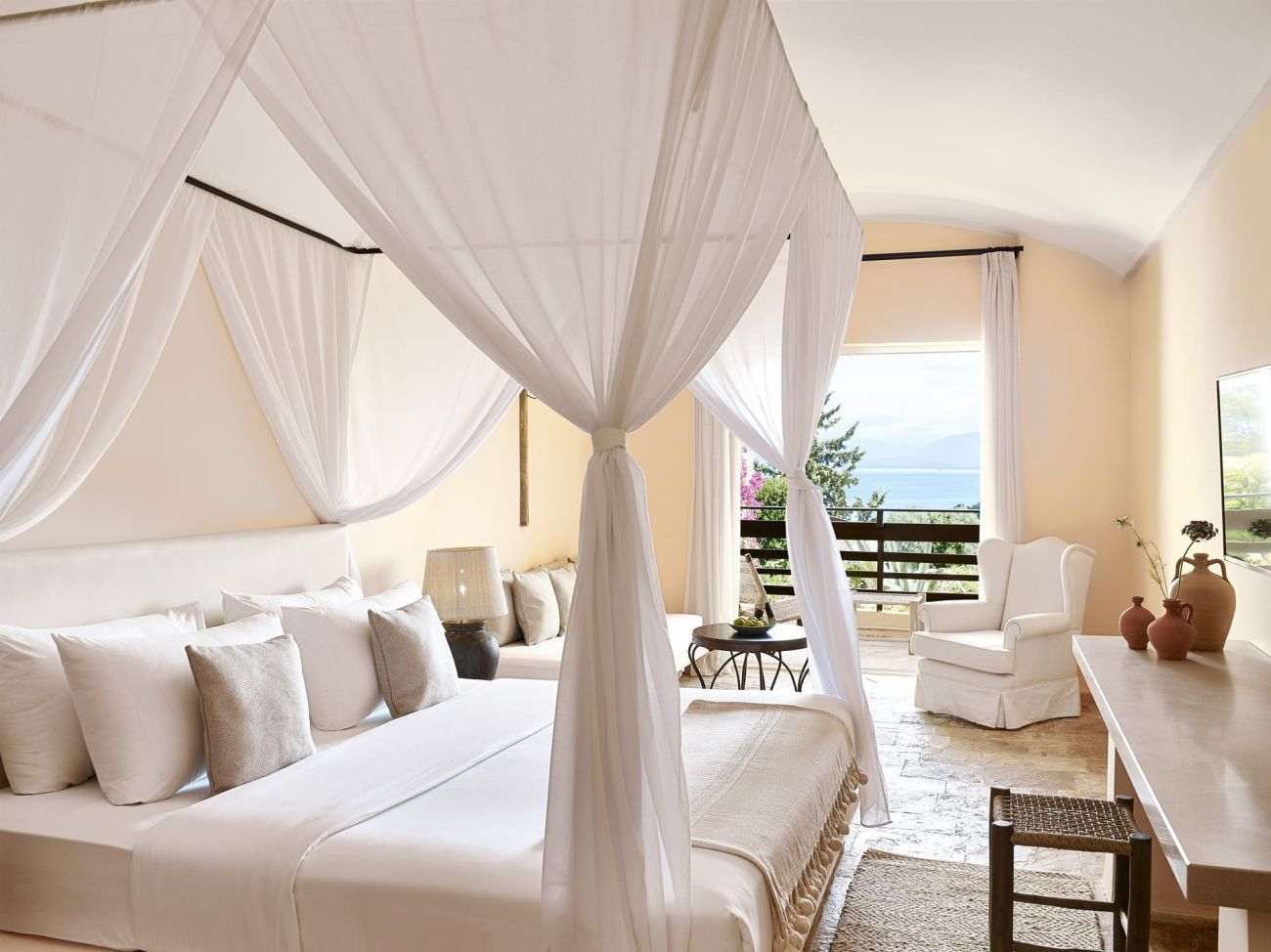 Grecotel Lux Me Daphnila Bay Dassia 4*